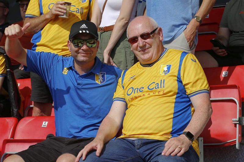 Mansfield Town fans enjoy a cracking away day.