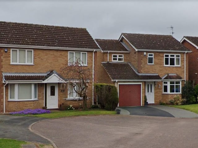 The neighbourhood with the highest average household income was Hucknall North & East where households had an estimated total annual income, before tax, of £42,900.