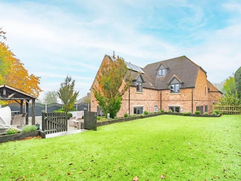 If you love peace and tranquility, this garden certainly provides this, surrounded by beautiful plants, shrubs and trees making this the perfect space to relax and entertain in.