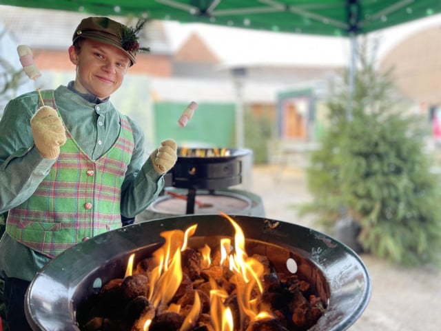 There is a Christmas market for adults to cosy up with a hot chocolate and mince-pie from Peppermint’s Hot Chocolate Stall, while the children toast their marshmallows.
