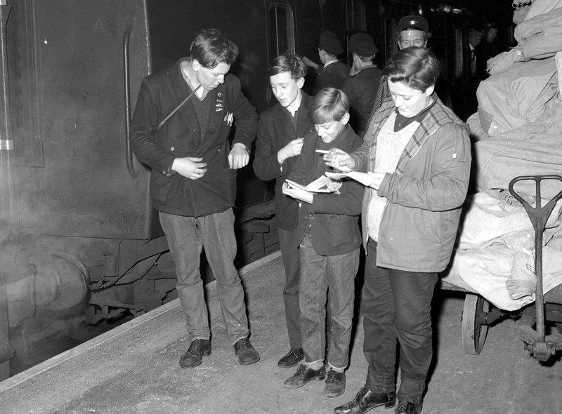 The train station closed in 1964, and Mansfield remained isolated from the railway system until many years later when the Robin Hood Line reopened - do you remember it closing?