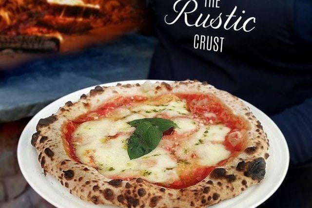 The Rustic Crust is a family pizzeria, deli, bar, takeaway & mobile pizza truck. Based on Main Street, Farnsfield, on the outskirts of Mansfield.