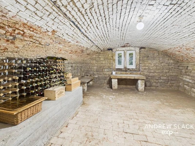 The property features a vaulted brick cellar with conversion potential.