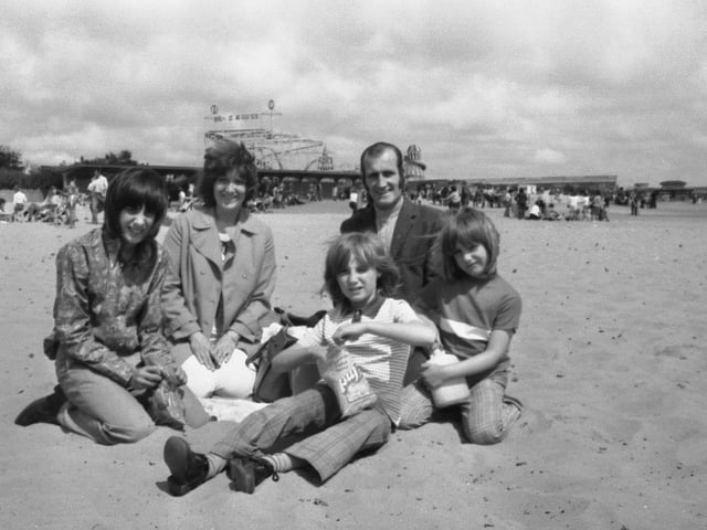 Families would travel to the seaside for some much-needed time together.
Do you remember the trips?