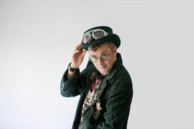 Veteran comic Joe Pasquale will be performing at venues in Retford and Nottingham on his latest tour.