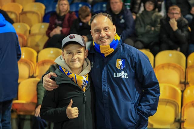 Mansfield Town were unable to bag all three points despite Oxford being reduced to nine men for the closing stages.