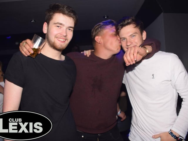 Giz a kiss!