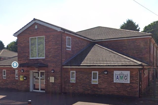 There are 572 patients per GP at Abbey Medical Group, putting them 124th in Notts. 
In total there are 12,354 patients and the full-time equivalent of 21.6 GPs.