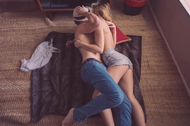 940 people are reportedly committing adultery in Mansfield.