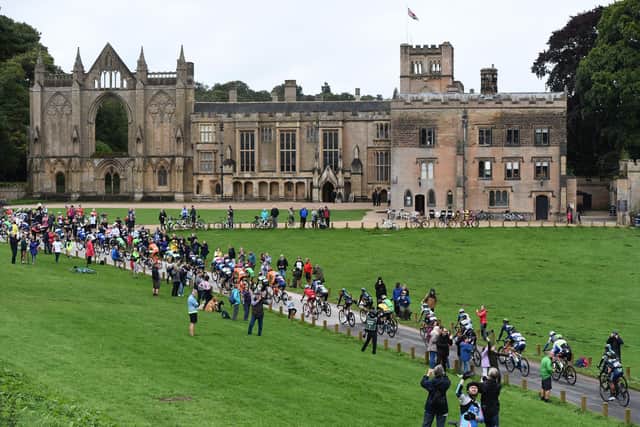 The Peloton approaches Newstead Abbey during stage four (Mansfield to Newark-on-Trent) of the 14th Tour of Britain in 2017. (Photo by Laurence Griffiths/Getty Images)