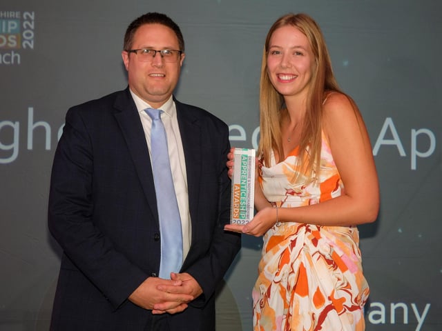 Higher or Degree Apprentice winner Bethany Pass with Robin Webber Jones from Univesity of Derby