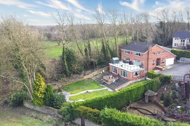 The property stands proud in an excellent position at the bottom of Bathwood Drive