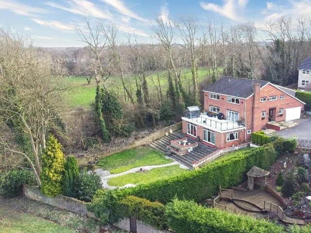 The property stands proud in an excellent position at the bottom of Bathwood Drive