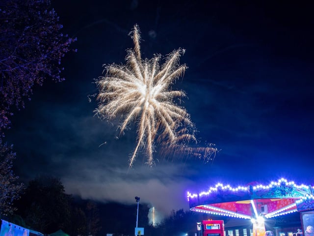 Bilsthorpe Flying High Academy held a spectacular fireworks display