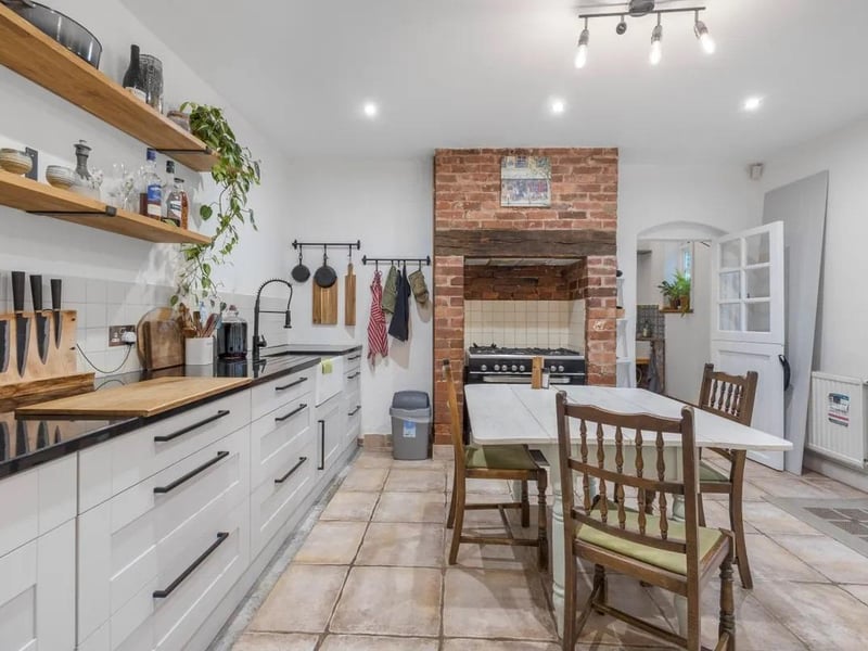 Discover the perfect blend of contemporary living and comfort in this elegant 3-bedroom cottage, nestled in a desirable location. With a charming conservatory, the perfect balance between modern decor while keeping original features and preserving the properties character. This property presents an enticing opportunity for a delightful lifestyle.