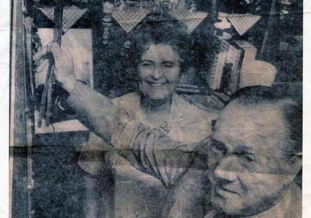 Peter and Dora Stevenson were landlord and landlady of the Dial Hotel in Mansfield Market Place from 1957 to 1978.