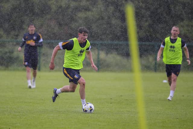 Joe Gardner picked up an injury in the 3-1 win at Sligo Rovers.