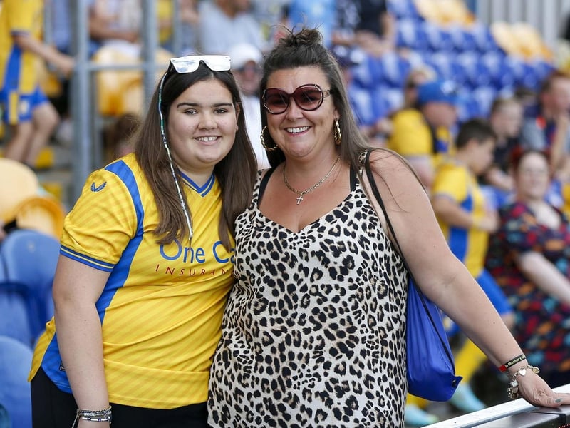 Mansfield Town fans ahead of the draw with Bradford City.