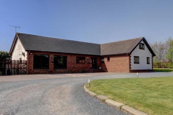 7 bedroom detached house for sale in Dumfries