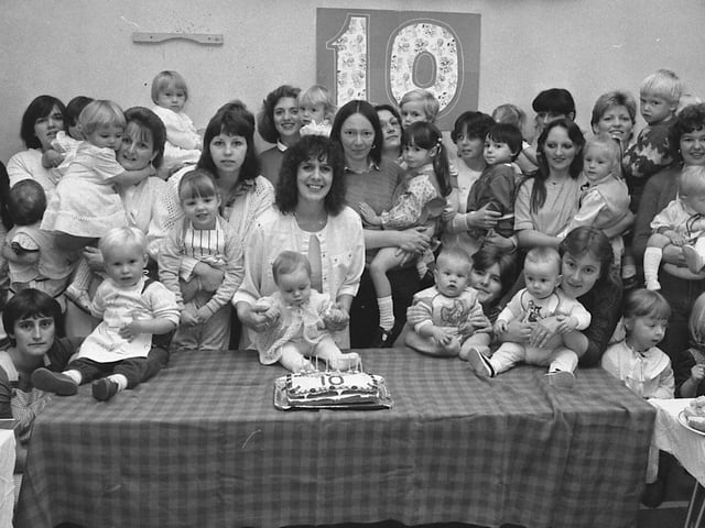 The Rainbow Club celebrates their 10th birthday in Huthwaite in 1986.