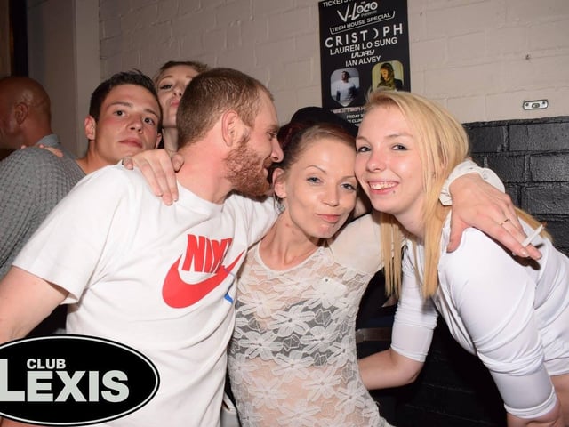 Look out for the photobombers