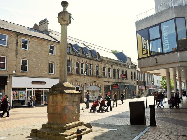 The Mansfield Town Centre Heritage Trail says: "Now one of the busiest streets in modern Mansfield, West Gate was the site of a cattle market until 1877 when it was relocated to Nottingham Road. The shop with the horses’ heads on the frontage is the site of the old Nag’s Head Inn dating from the early 1700s and a meeting place for market traders and visitors. A number of 17th century houses survive at the northern end of West Gate and a stream, the Ladybrook, ran along the southern end and was home to an 18th century tannery."
