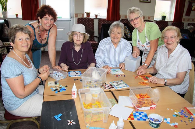 2010: A fabulous group shot taken at Eastwood’s Age Concern Open Day.