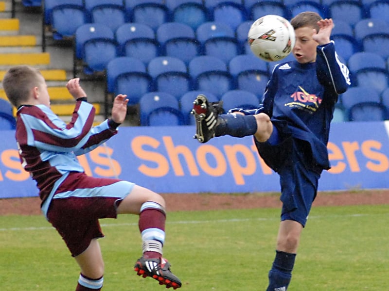 The Chad Mansfield Youth Football league knock out cup finals sees South Normanton Colts (blue) face Underwood Villa.