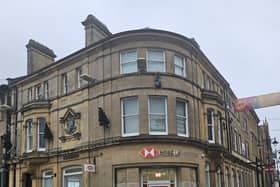 Mansfield HSBC branch on Leeming Street.