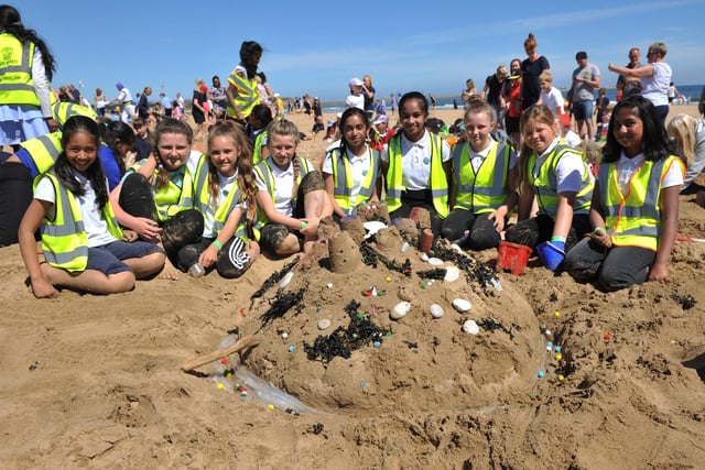 Marine Park Primary School pupils took part in the 2018 Sandcastle Challenge at Sandhaven Beach.