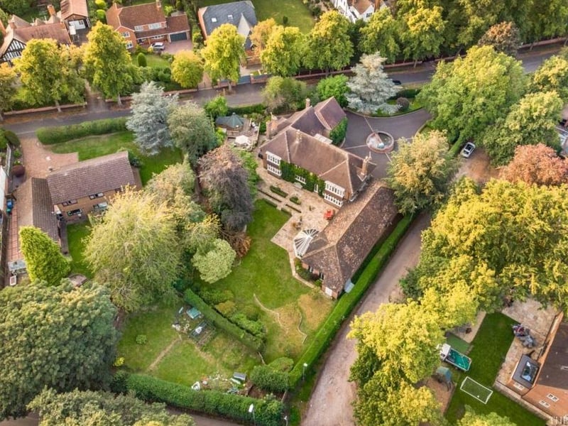 Before we step inside Lanesend House, let's take in a view from the skies via this drone shot.The property sits on a plot spanning three-quarters of an acre.