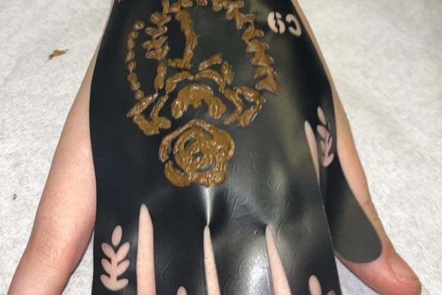 Mehndi designs were created in beauty therapy