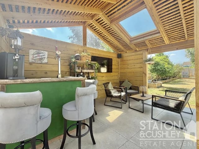 The perfect place to host a party the fantastic garden bar is an ideal spot to enjoy socialising