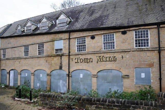 The Town Mill was on Bridge Street, Mansfield, and dates back to 1850 when it began life as a water-powered corn mill, before eventually becoming a pub from 1969 to 2010.
It was a firm favourite with locals until it closed its doors. AJ Walker would like to see the building turned into a eco mill to provide electricity to the town centre and surrounding areas.