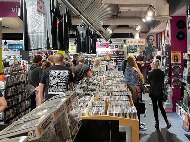 HMV in Mansfield Four Seasons Shopping Centre was a favourite shopping place for Chad readers.