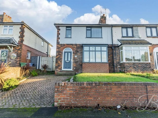 Situated on the charming Forest Road in Mansfield, this semi-detached house offers a delightful blend of comfort and style. With its inviting and well-maintained exterior, this property is perfect for families or those seeking a peaceful retreat in a friendly neighbourhood. The location provides easy access to local amenities, schools, and parks, making it an ideal spot for both relaxation and convenience.