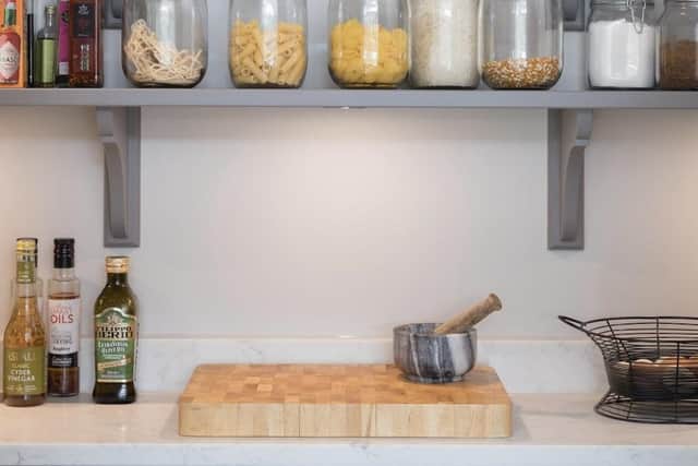 Thinking of a spring clean? Then Kilner jars are perfect for organising your pantry, kitchen cupboards or bathroom vanity unit.