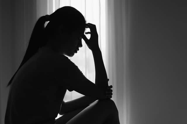 The Rope Project was set up in April 2021 by Toni, Iain and James, when they became aware that there was nothing in their local area, to offer practical support to a young single mother of three, after she had made the courageous move to flee domestic abuse.