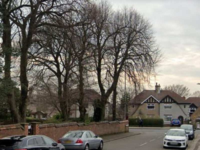 In March 2024, there were five crimes categorised as violence or sexual offences reported on or near St Thomas' Avenue, Kirkby.