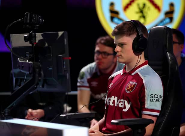 Alfie Calder, from Mansfield Woodhouse, is a professional gamer.