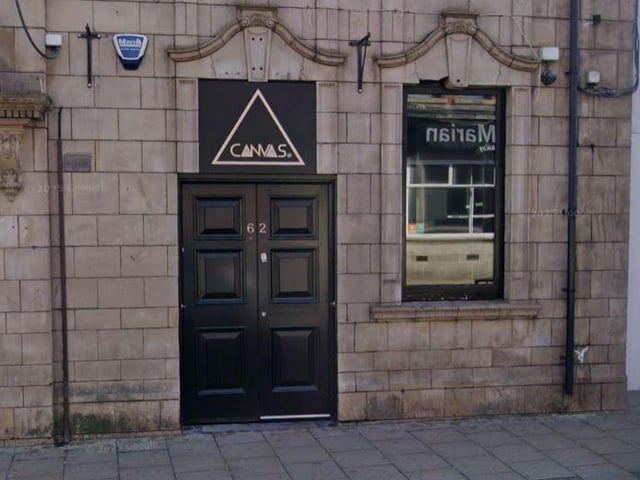 This live music venue on Leeming Street has a Google Reviews rating of 4.6