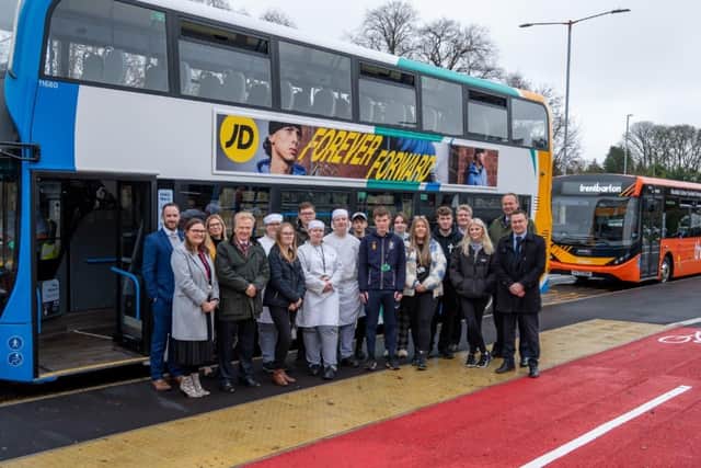 College students with representatives from Nottinghamshire County Council, West Notts College, NTU, Stagecoach and Trentbarton