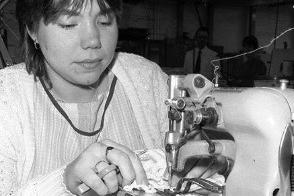 1985 and Kirkby's Richard Roberts knitwear factory is in full swing. The factory was located on Urban Road in Kirkby-in-Ashfield and closed its doors in 2003.
