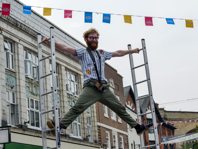 The Full Shebang one day arts festival in Mansfield Town Centre.
Tit For Tat perform Books!:The Full Shebang, Mansfield town centre, 3/9/22