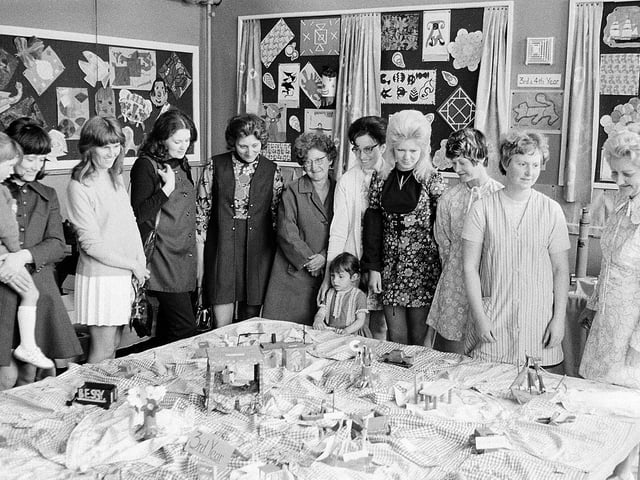 Clipstone's Samuel Barlow School hold an Open Day in 1972.
