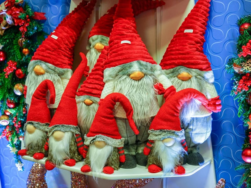 Located in Mansfield Four Seasons Shopping Centre, the gonk shop has an extensive array of gonks and festive gifts for friends and family. It is very popular with shoppers.
