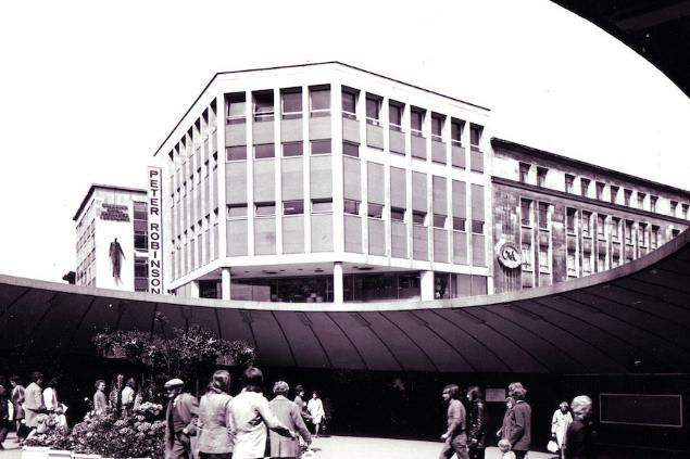 The Hole in the Road - many a Sheffield resident will remember this iconic landmark.