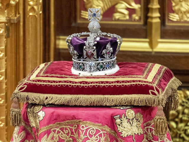 You're not expected to come up with anything quite as grandiose as this, but you can make your own crown for the jubilee in a craft session at Mansfield Museum on Leeming Street on Wednesday (10 am to 12 midday). It's a free event and suitable for the whole family, especially youngsters.