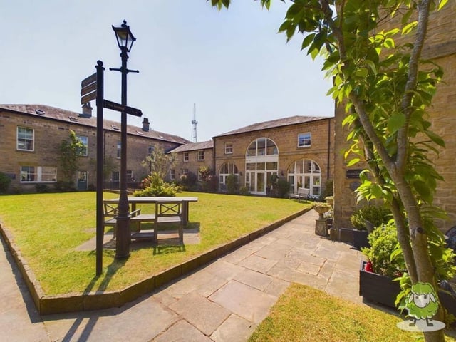 The Clock Tower property sits in an exquisite location, close to Berry Hill Park, good transport links and local shops and amenities.
