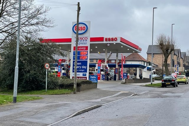 Tesco Express on Nottingham Road, Mansfield, currently has Unleaded at 165.9p and Diesel at 172.9p as of March 19